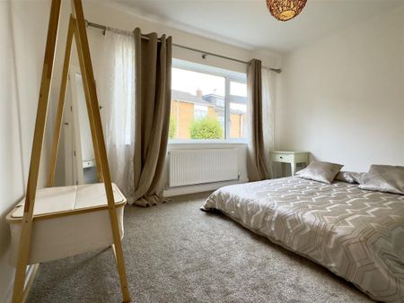 Grange View Crescent, Rotherham - Photo 3