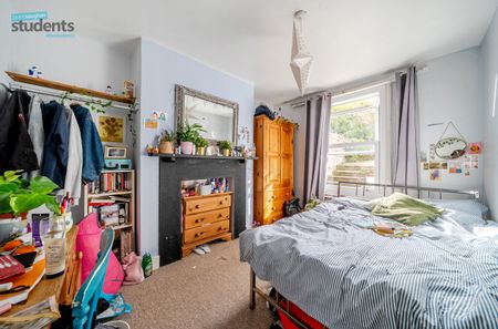 5 bedroom terraced house to rent - Photo 3