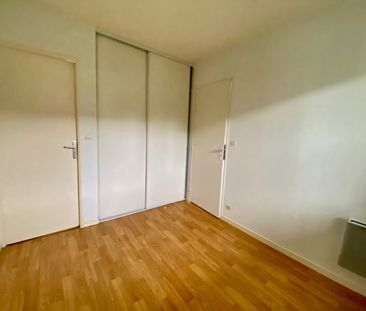 Location Appartement 2 pièces 42m² FLEURY LES AUBRAIS 45400 - Photo 3