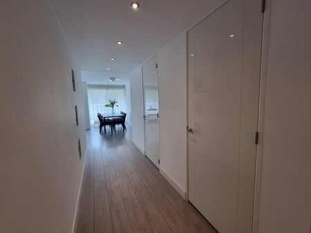 Te huur: Appartement Krooswijkhof in Amsterdam - Photo 2