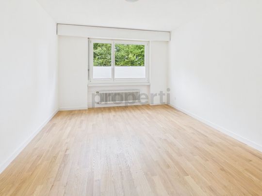 Lichtdurchflutete 3.5-Zimmer-Gartenwohnung Ihr persönlicher Rückzugsort in Adliswil - Foto 1