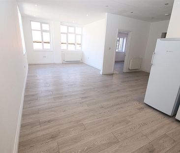 1 bedroom Flat to let - Photo 2