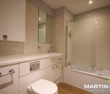 2 bedroom apartment to rent - Photo 3