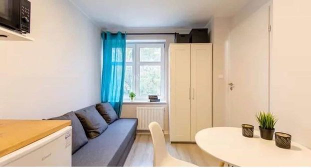 Kompaktowa kawalerka na wynajem - ul. Toruńska 15 m² - Photo 1