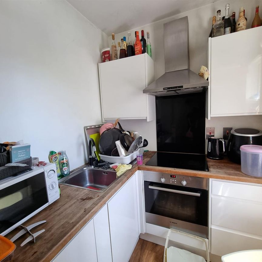 Heath Road, Thornton Heath - Photo 1