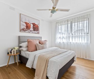 Spacious Family Living with Exceptional Outdoor Entertaining - Photo 6