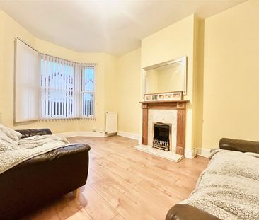 Alexandra Road, Hounslow, TW3 4HN - Photo 1