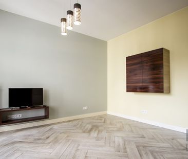 Łódź, Polesie, 6 Sierpnia - Фото 2