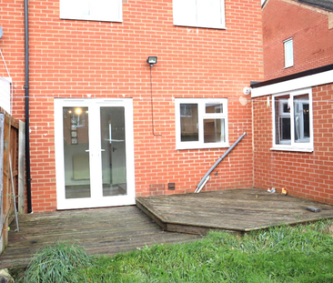 3 bedroom detached house to rent - Photo 2