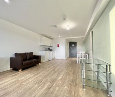 1 bedroom flat to rent - Photo 4