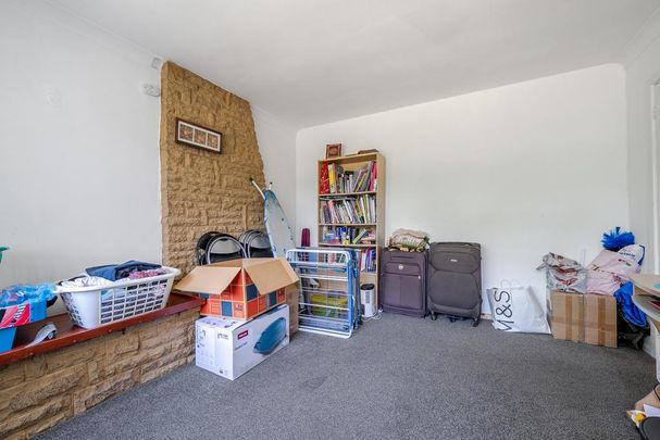 4 bedroom detached house to rent - Photo 1