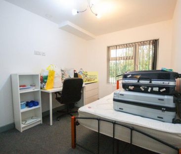 7 bedroom semi-detached house to rent - Photo 5