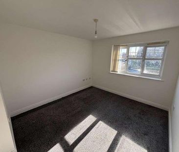 Flat, Tapestry Gardens, Birkenhead, CH41 - Photo 2