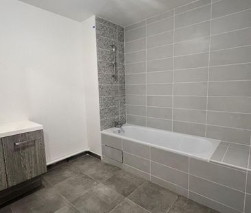 Location Appartement 3 pièces 64m² NEUILLY SUR MARNE 93330 - Photo 4