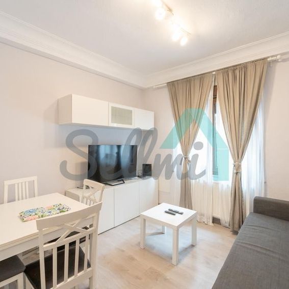 Alquiler de piso en Calle Sagrado Corazón - Foto 1