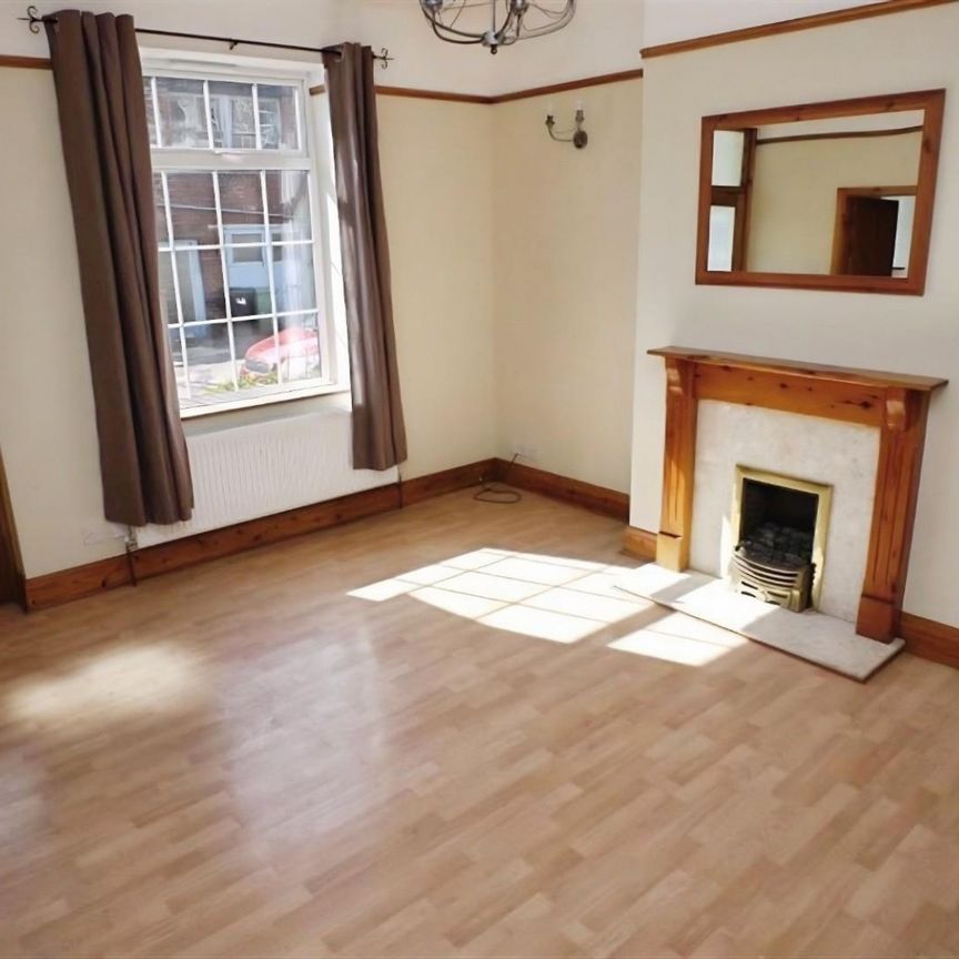 2 bedroom House To Let - Photo 1