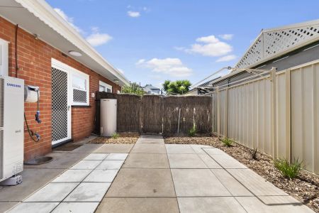 Ideal Beachside Lifestyle - Immaculately Renovated Two Bedroom Unit - Photo 5