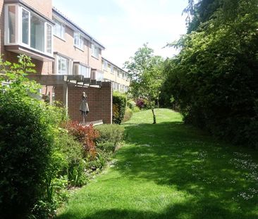 2 Bed Maisonette, Engadine Close, CR0 - Photo 5