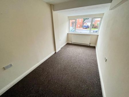 3 bedroom semi-detached house to rent - Photo 5