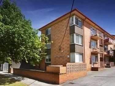 5/44 Fletcher Street, Essendon VIC 3040 - Photo 4