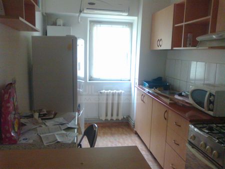 Apartament 2CD, Pacurari, cu CT si AC - Photo 5