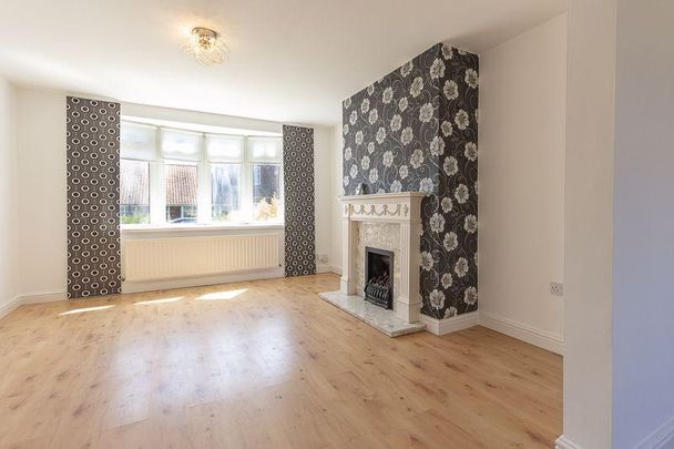 3 bedroom semi-detached house to rent - Photo 1