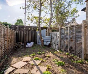 Taunton Road, Northfleet, Gravesend, Kent, DA11 - Photo 5