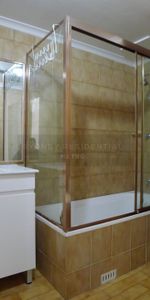 New Paint, New Carpet, Bright & Sunny 2 Bedroom Apartment - Windsor Plaza - Photo 4