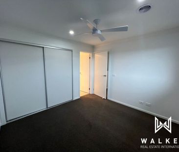 Modern Living Townhouse! - Photo 4