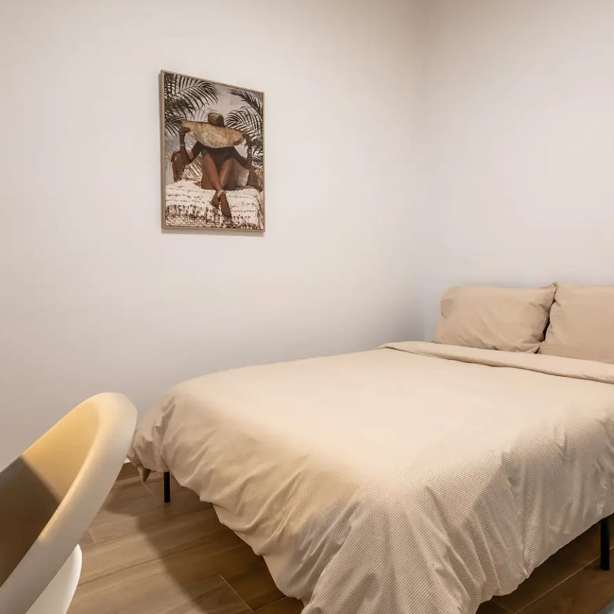 Room in a shared 5-bedroom apartment for rent in Albors - Foto 1