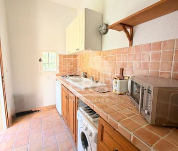 A LOUER A AIX EN PROVENCE 13100 STUDIO MEUBLE D'ENVIRON 36M² - Photo 4