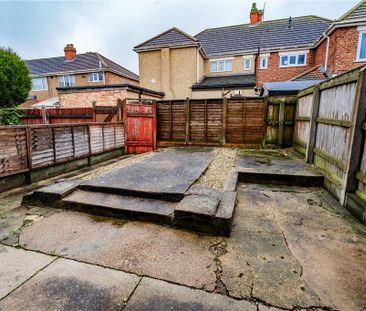 3 bedroom terraced house to rent - Photo 4