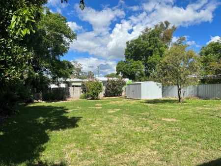 3 Bedroom home in South - Photo 3