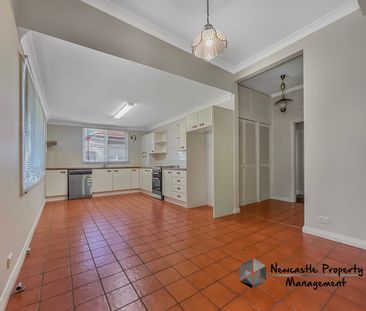 Spacious Home with Reserve Outlook - Photo 3