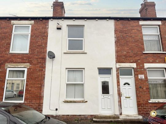 2 bedroom terraced house to rent - Photo 1