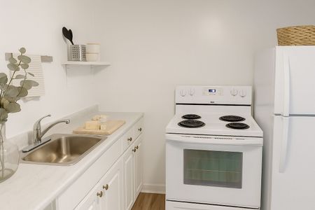 Sandy Hill - Photo 5