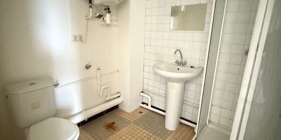 Location Appartement 1 pièce 27m² - Photo 3