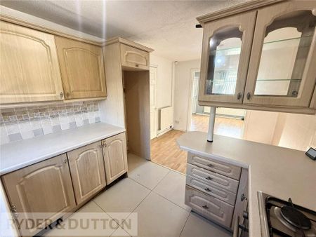 3 bedroom terraced house to rent - Photo 2