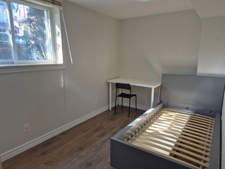 For Lease - 49 Boon Avenue Unit# Lower, Toronto, Ontario - Photo 4