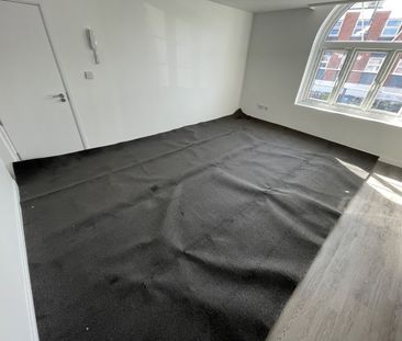 2 Bed Flat, Romsey Road, SO16 - Photo 6