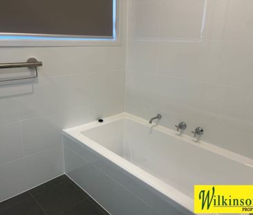 27 Samuel Street, Bligh Park, NSW 2756 - Photo 5