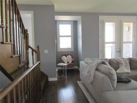 For Lease - 434 Athabasca Common, Oakville, Ontario - Photo 3