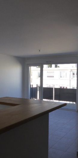 LONGCHAMP/BEAUSEJOUR, T4 3 CHAMBRES AVEC PARKING - Photo 1