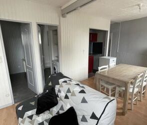 Location Appartement 2 pièces 36 m2 à Saint-Quentin - Photo 2