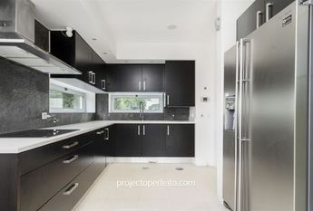 Moradia em Banda T3+1