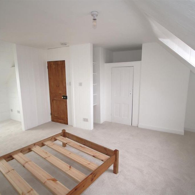 4 bedroom house to rent - Photo 1