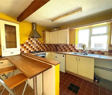 2 bedroom terraced house to rent - Photo 4