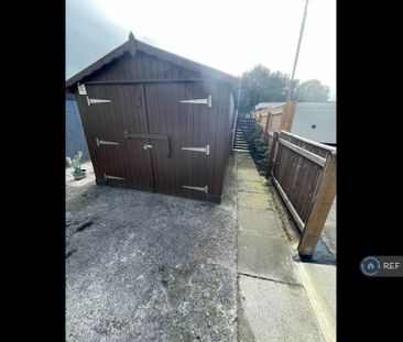 2 bedroom terraced house to rent - Photo 3