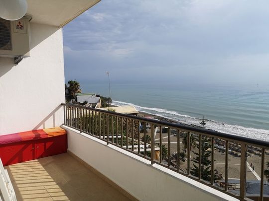 2 room luxury Apartment for rent in Torremolinos, Andalusia - Photo 1