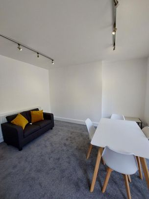 6 bedroom house share to rent - Photo 1